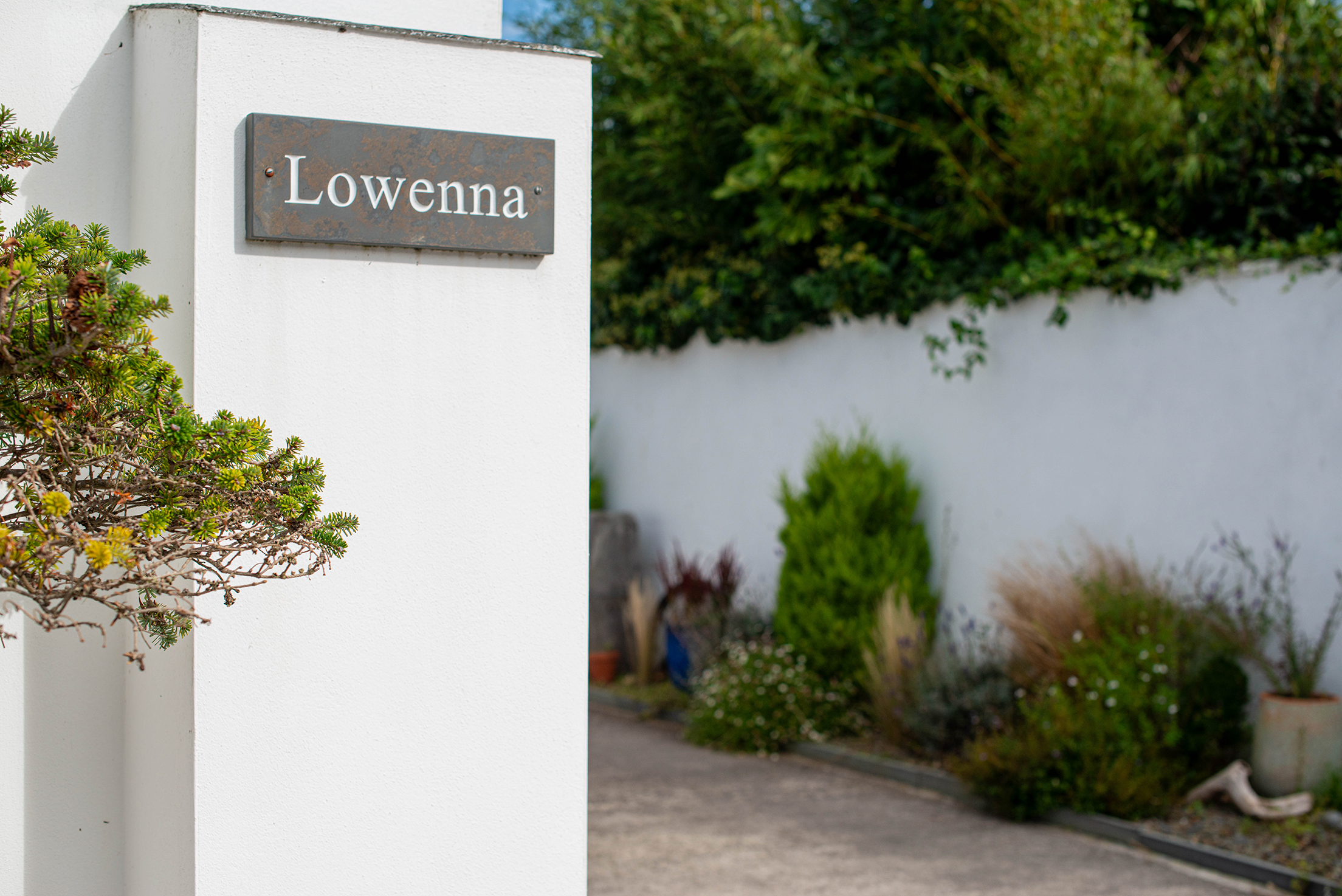 Lowena
